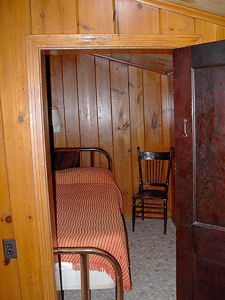 Cabin 15 interior - Sunset RV Park
