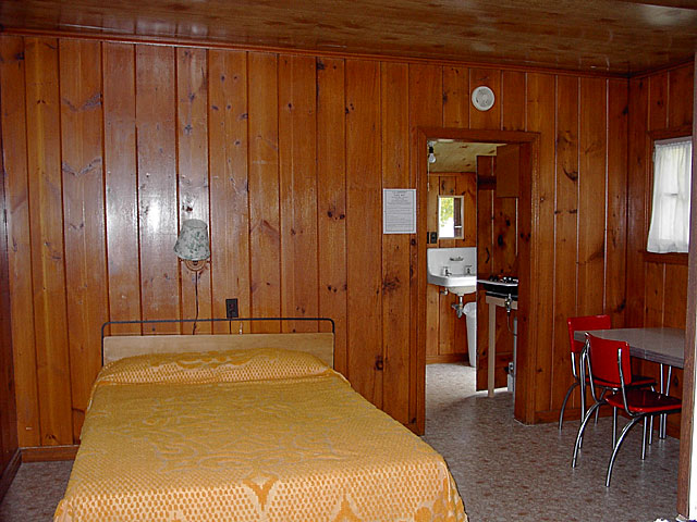 Cabin 15 interior - Sunset RV Park